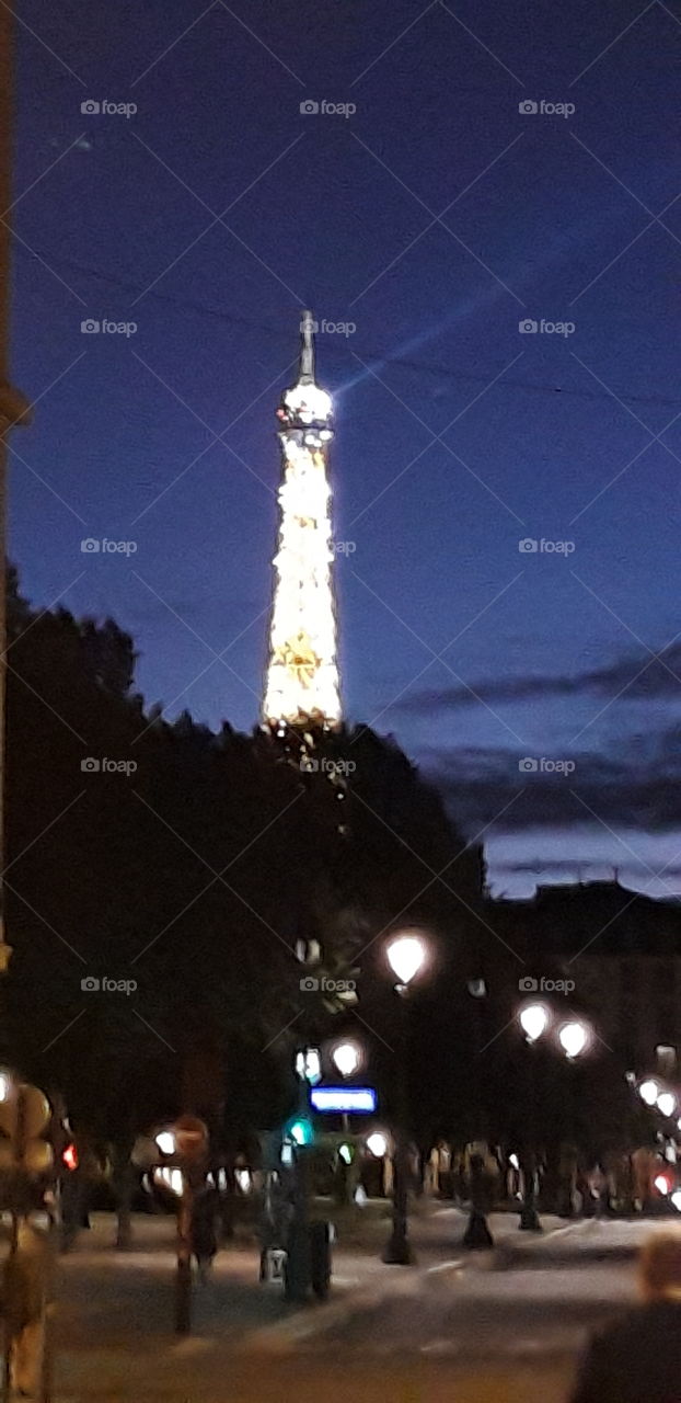 Eiffel tower at night