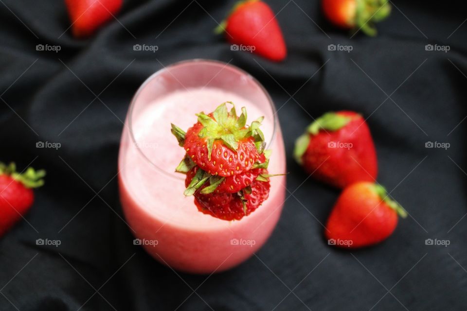 strawberry smoothie , healthy and refreshing!