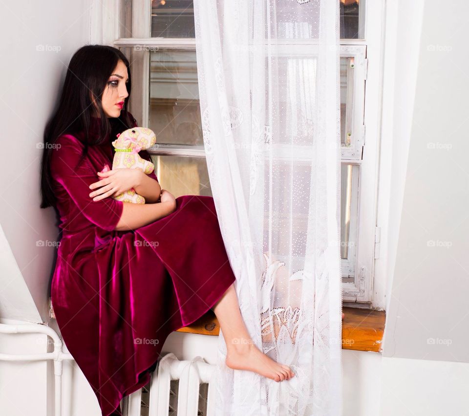 Scary movies , this is a lonely woman ❤️