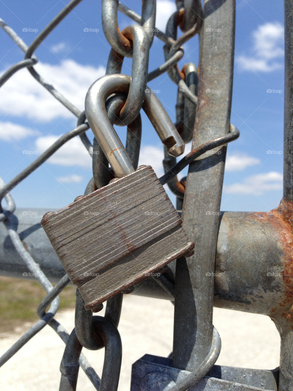 Locks and fences. Locks and fences 