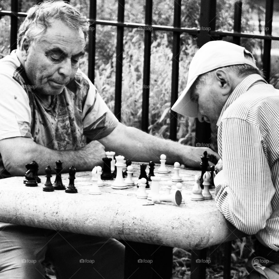 Playing Chess at the Park