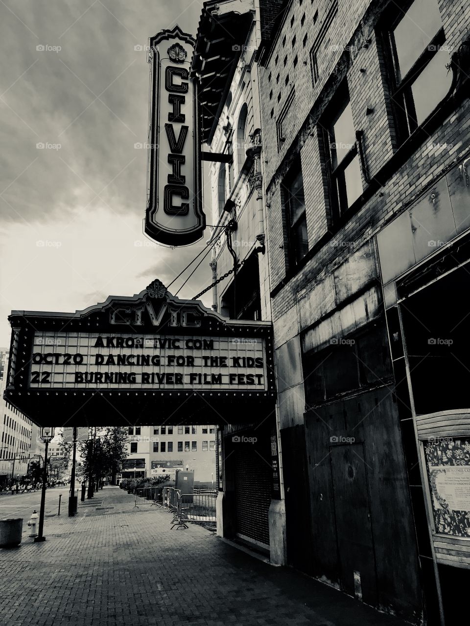 Akron 