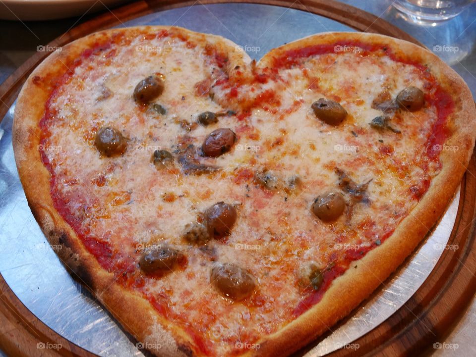 love pizza