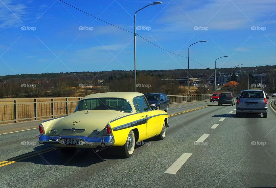 Old car...Studebakee