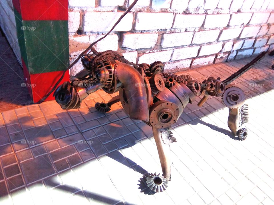 sculpture from metal