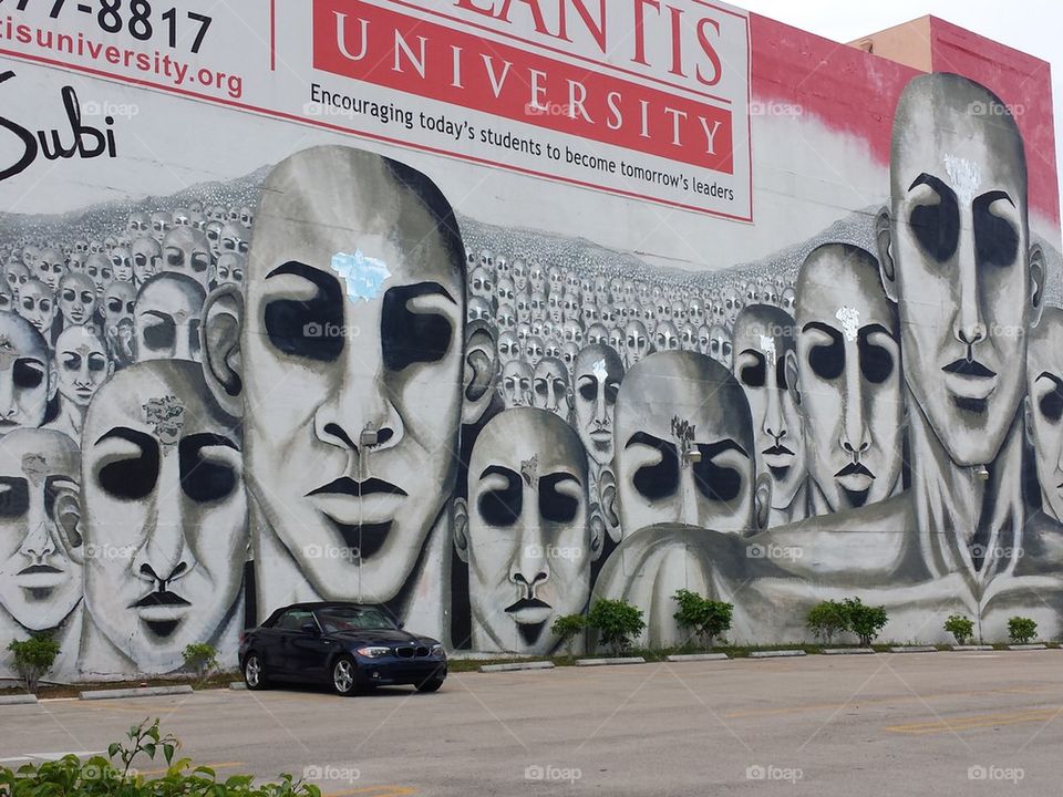 alien street art 