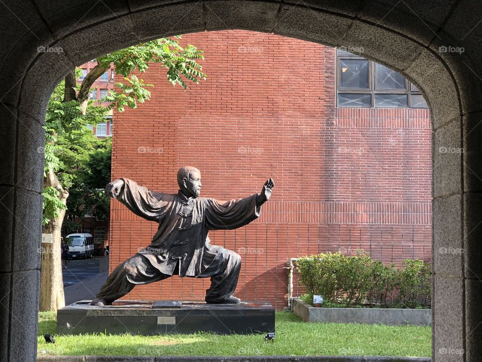 Bronze Statue of Tai Chi
