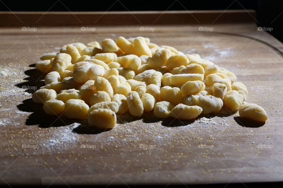 Gnocchi di patate farina acqua e sale