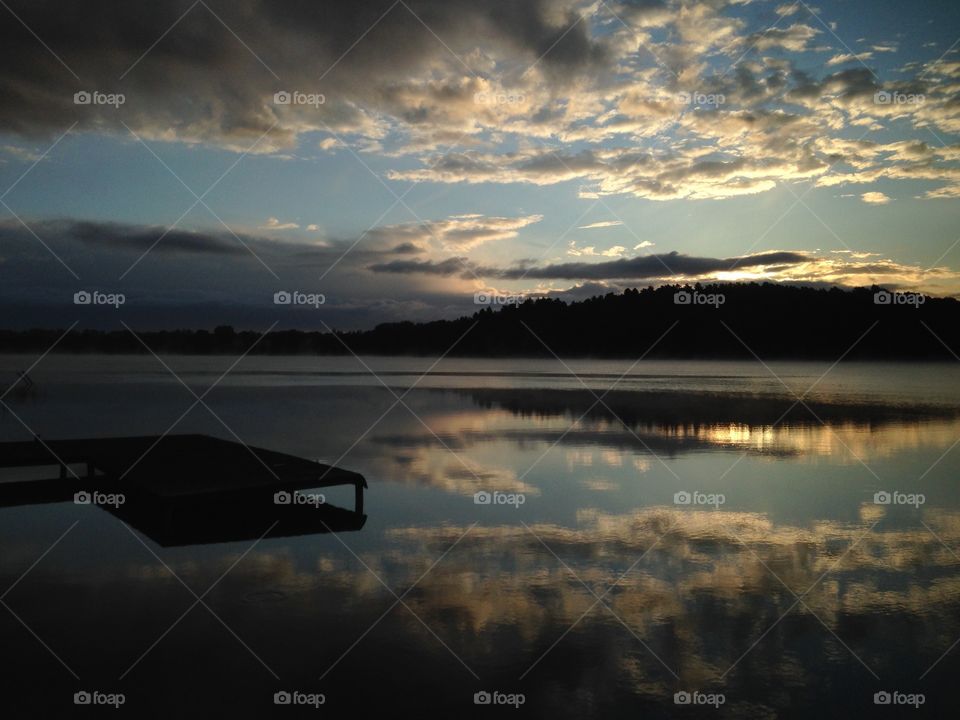 Beautiful sunrise at the lake 