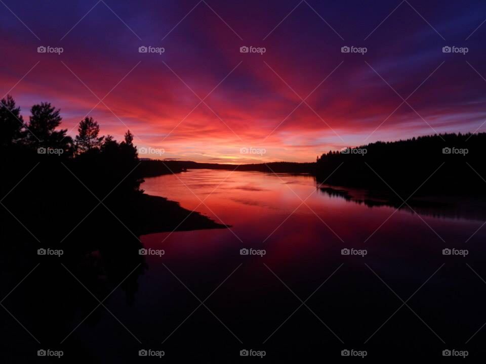 Purple sunset in Sweden 🇸🇪