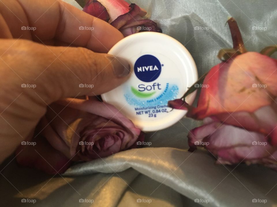 Nivea soft creme with roses 🌹
