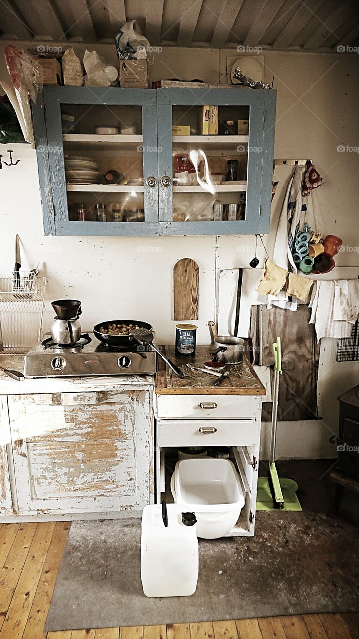 Retro cabin kitchen