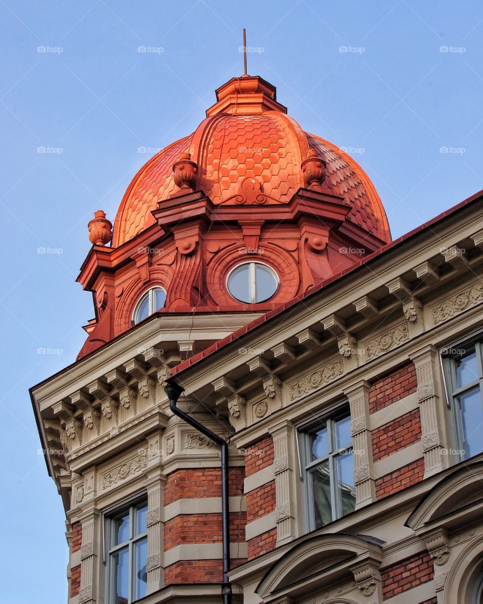 Dome in red