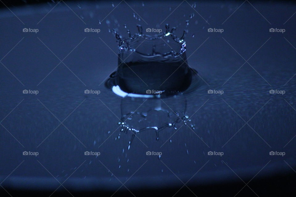 water splash drop crown