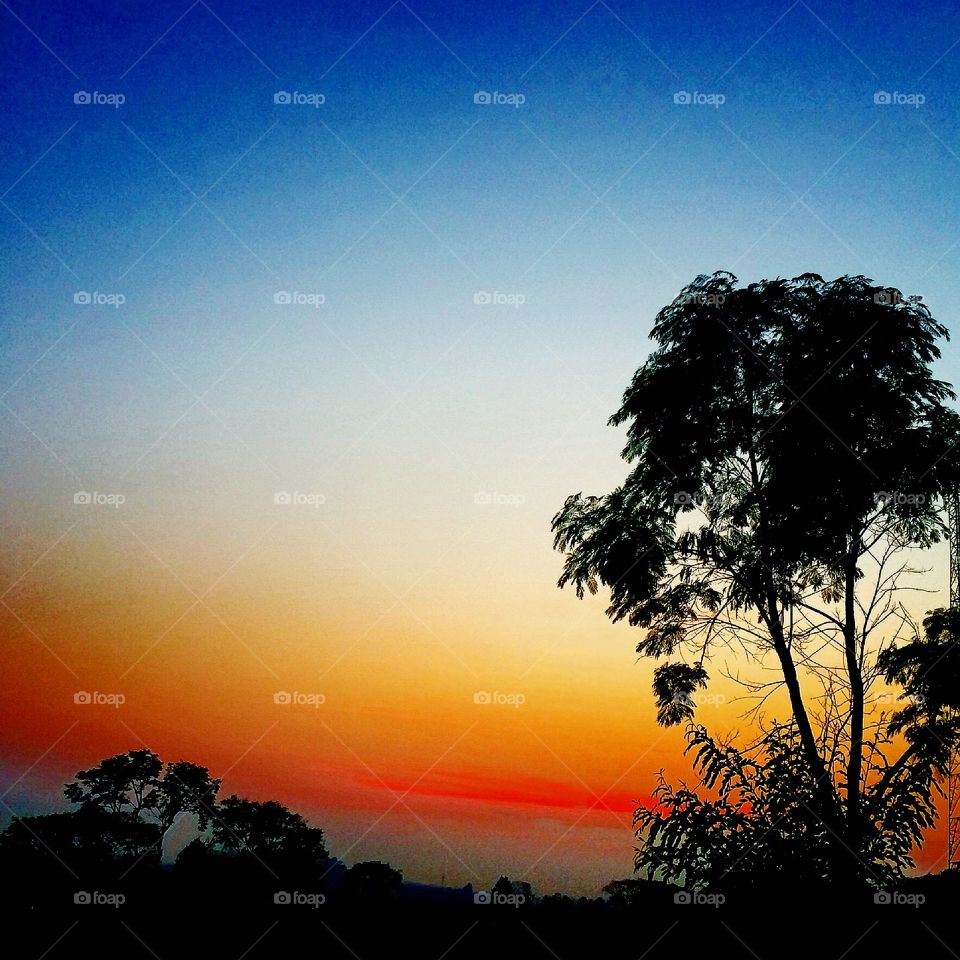 🗾Um #céu totalmente inspirador nesta manhã muito bonita!
Como não contemplar?
🙌🏻
#natureza #paisagem #fotografia #mobgrafia #inspiração #sky #landscapes #amanhecer