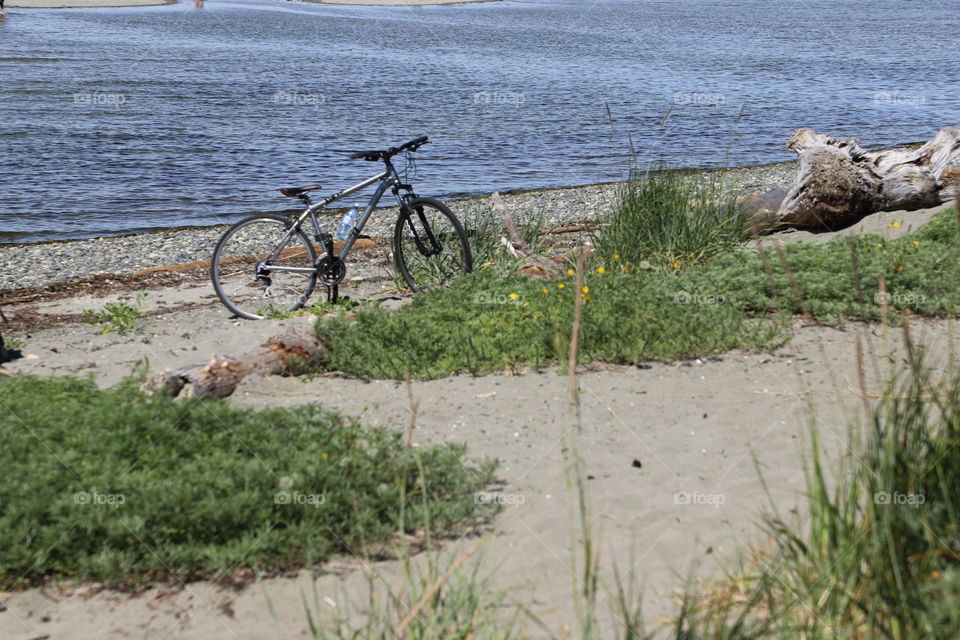 Bike by the beach 