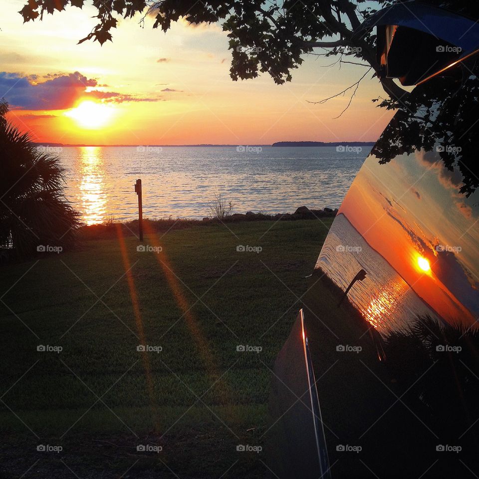 Way down yonder on the Chattahoochee. 
In Chattahoochee on our USA road trip. Forgot the name of the lake in the photo thin 