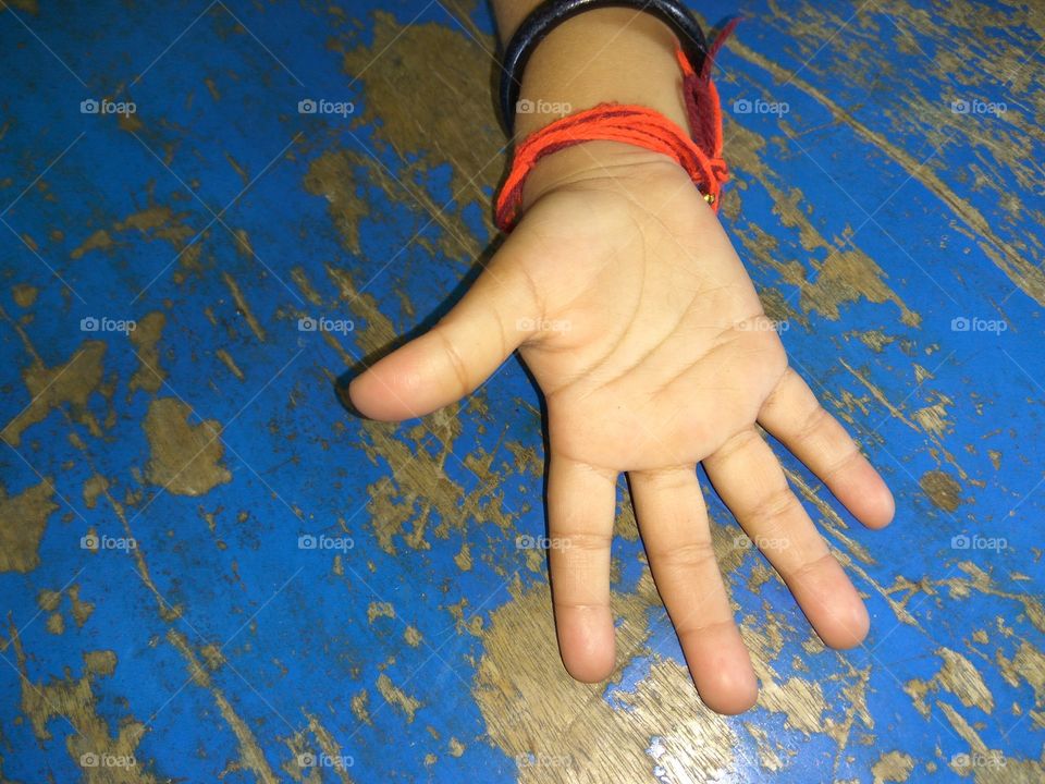child hand