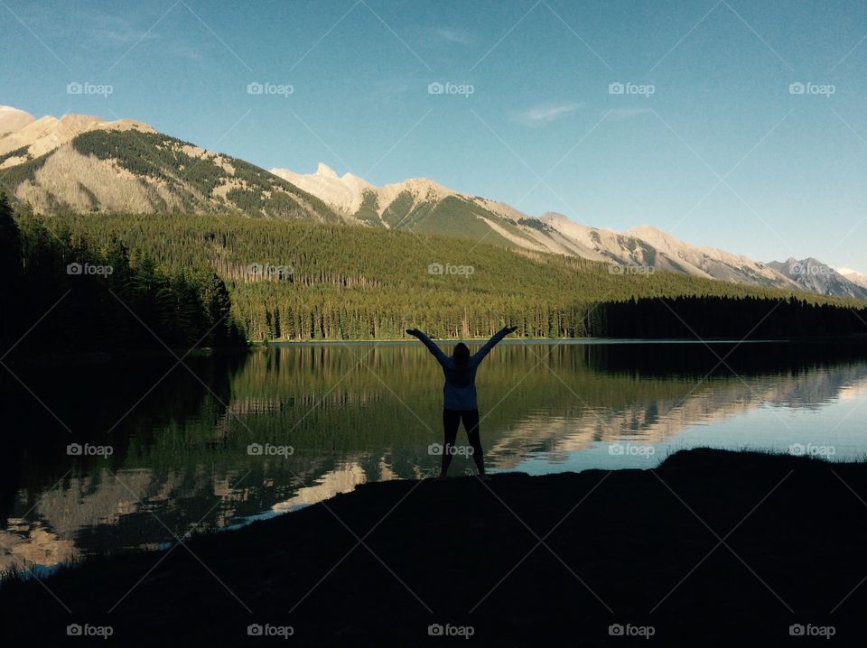 Deep in the heart of the Canadian Rockies lies a magical lake. 