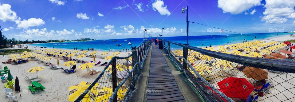 Boatyard beach in Barbados 🍹