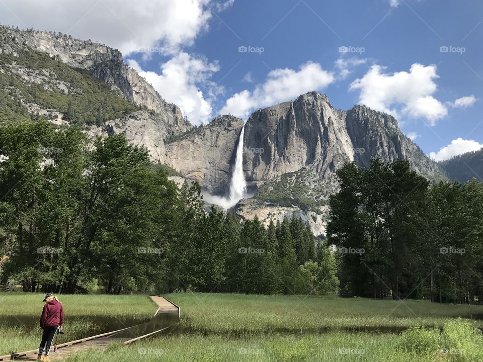 Yosemite hiking 