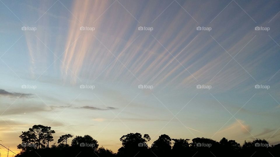 combed clouds