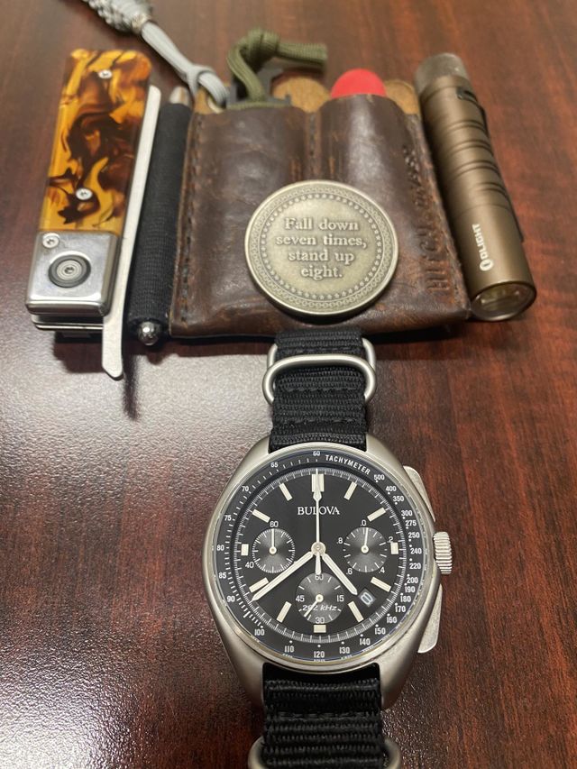 Watch bulova challenge coin