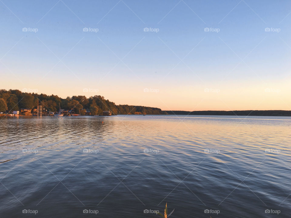 Sunset on the lake 