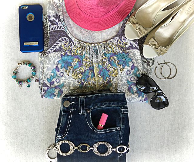 Fashion flat
