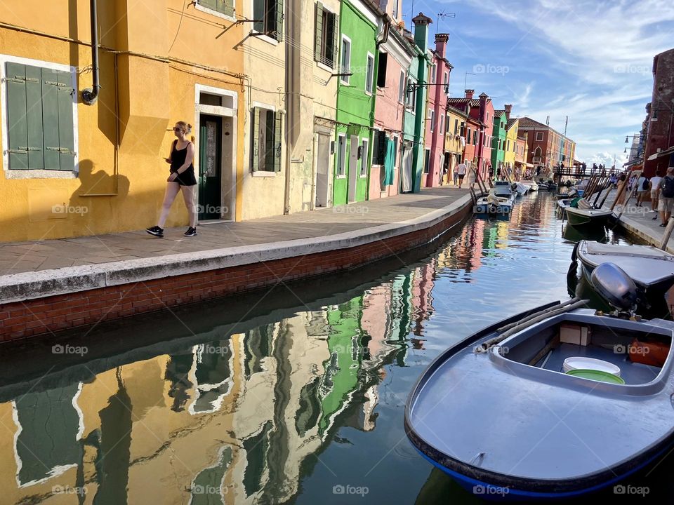 Colourful water reflection💜💛💙❤️ 🧡💚