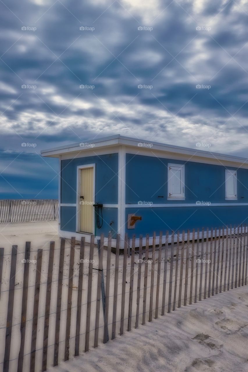 Jones Beach State Park, Beach With Lifeguard House, Clouds, Beaches, Blue Skies, New York Beaches, Long Island Scenery 