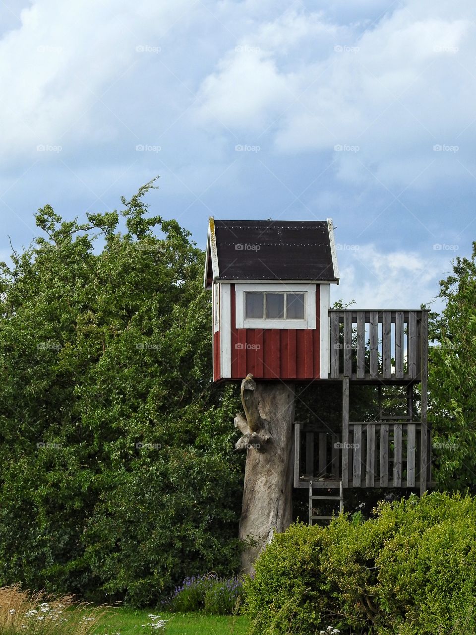 Playhouse on a pole