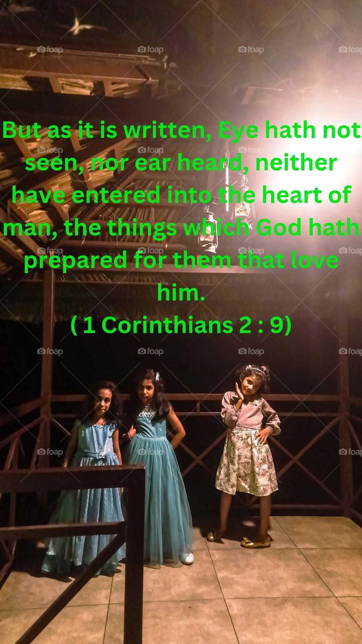 Three angels in the hut 🛖