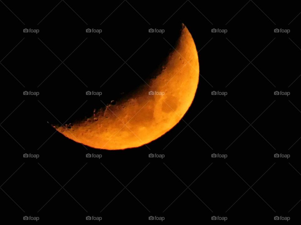 october crescent glow