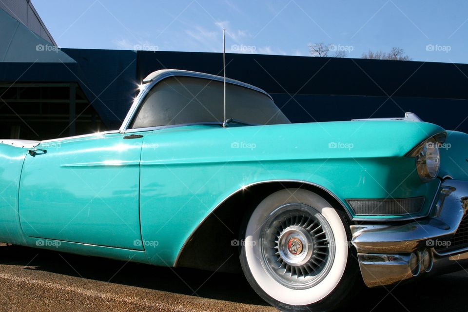Elvis Blue Car