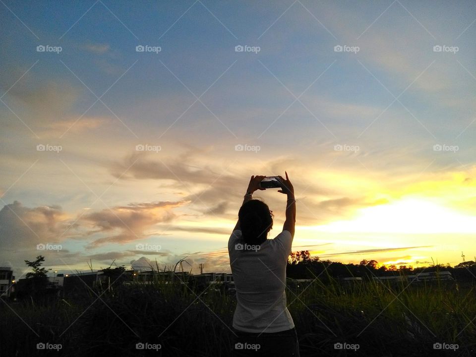 Grab all the beauty into your phone