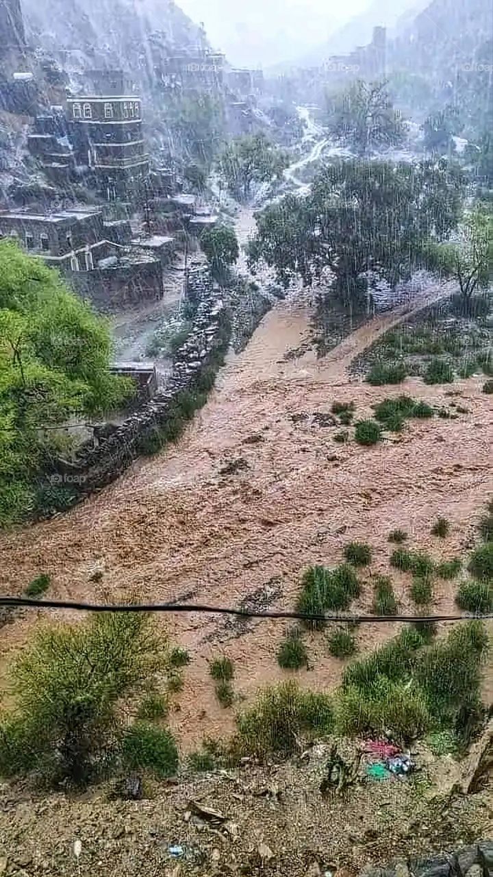 Glory be to God, the magnificent and picturesque view and the natural green trees are a view that is nothing more wonderful than it