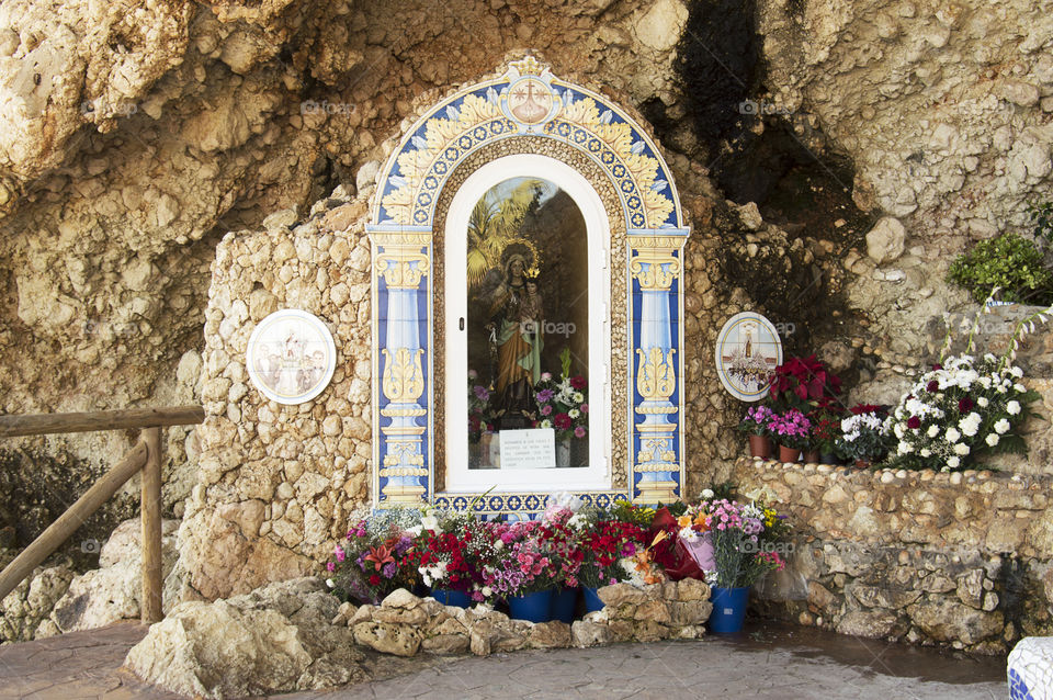 The seafaring tradition of Malaga makes it one of the territories in which the devotion to the Virgin of Carmen at the national level is most deeply rooted. The expressions of popular religiosity linked to this Marian advocation are evident this weekend with more than twenty processions that cross the coast and even neighborhoods and localities of the interior