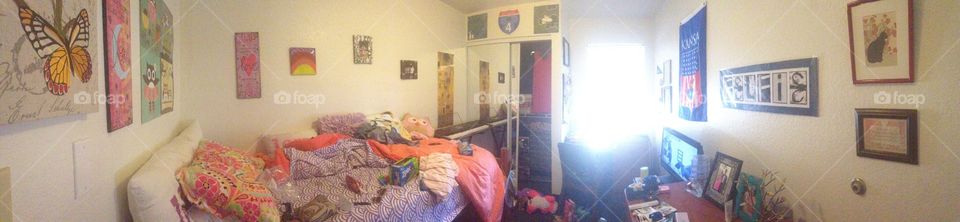 The crazy mess that was my dorm last year