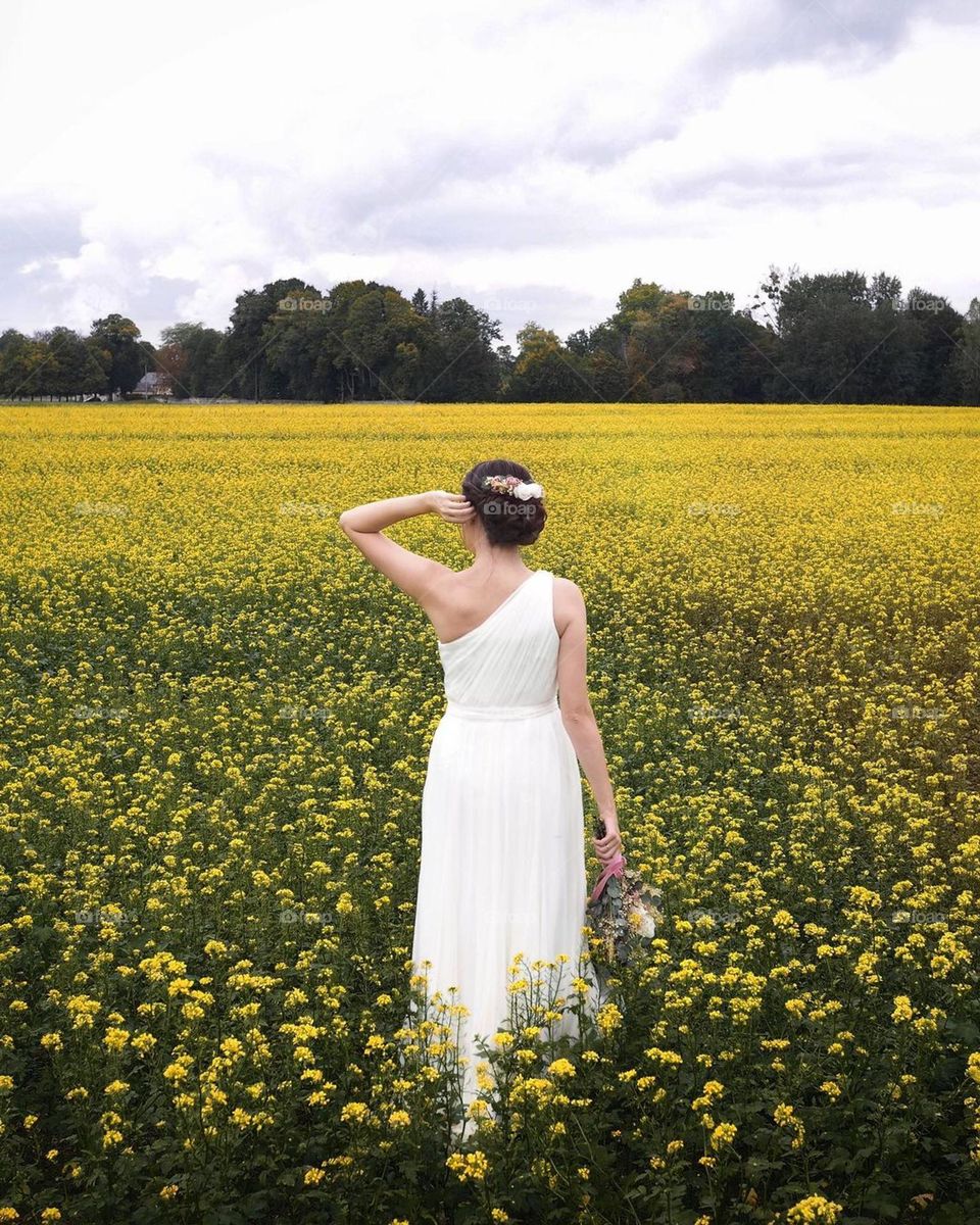 nice wedding decoration, nice bride, nice colors