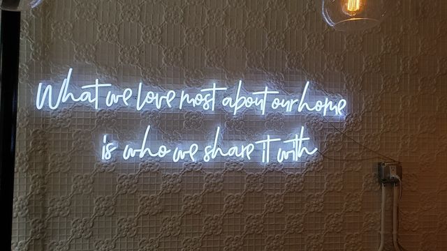 Neon sign