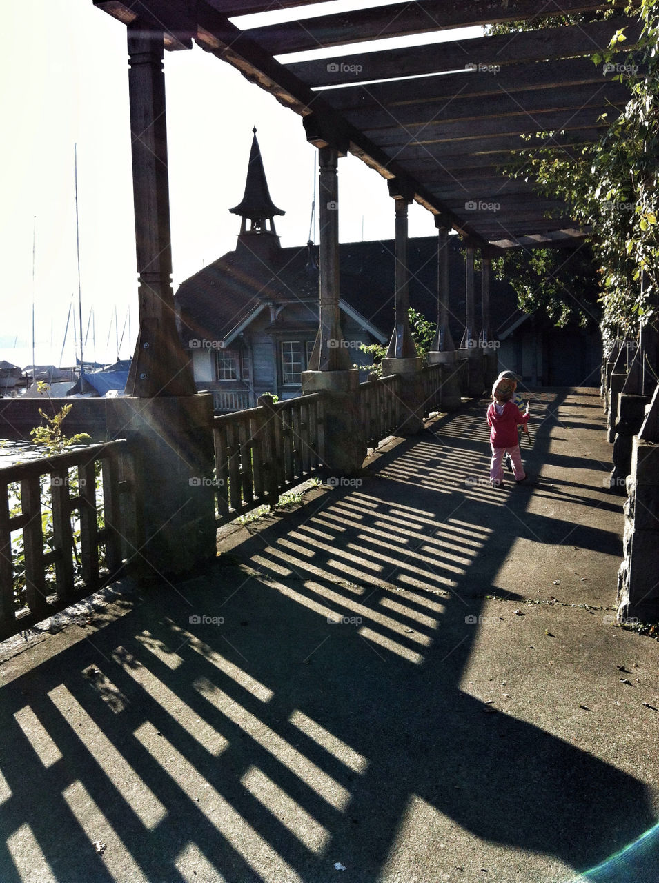 light tunnel boats lake by nivoa