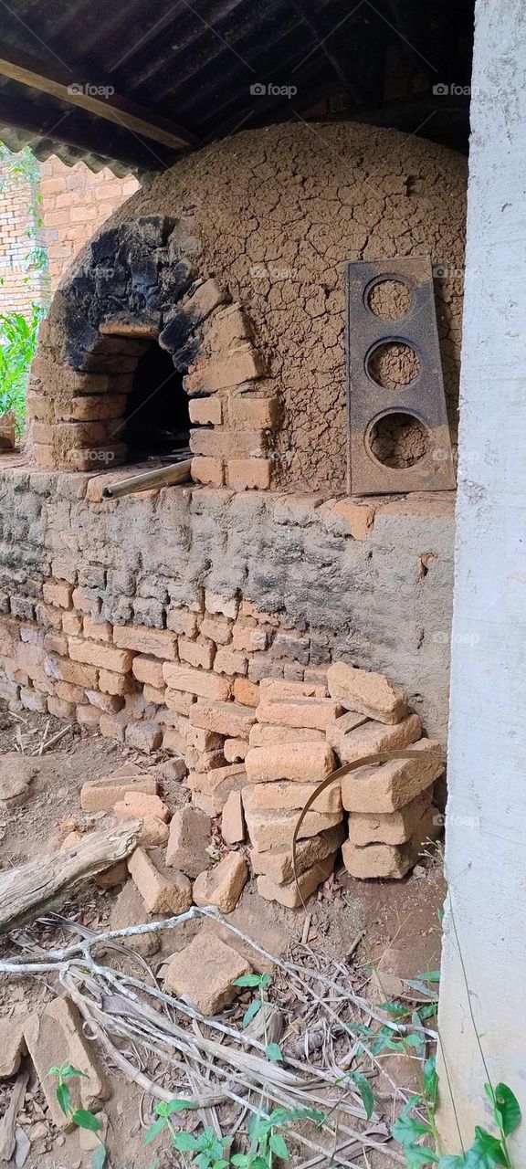 old biscuit baking oven