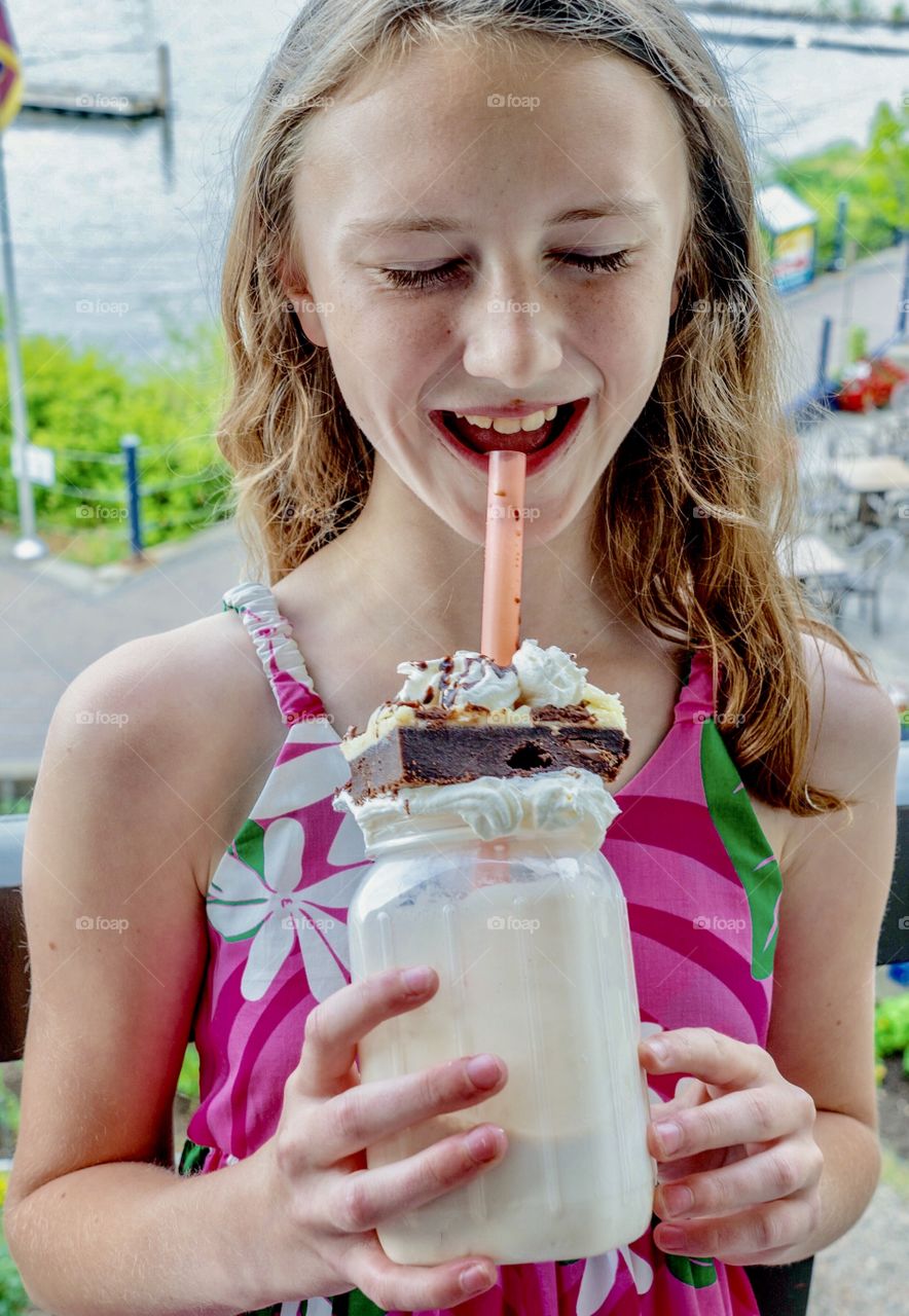 Most decadent milkshake ever - brownie delight 