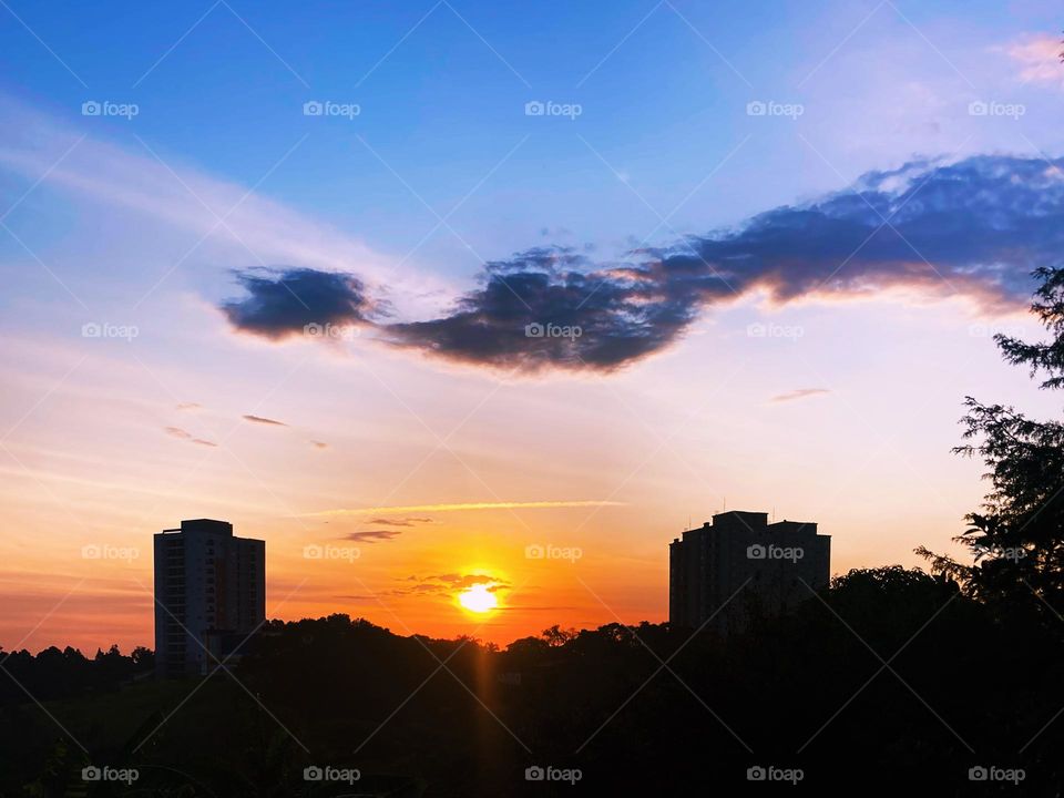 🌇🇺🇸 An extremely beautiful sunset in Jundiaí, interior of Brazil. Cheer the nature! / 🇧🇷 Um entardecer extremamente bonito em Jundiaí, interior do Brasil. Viva a natureza! 