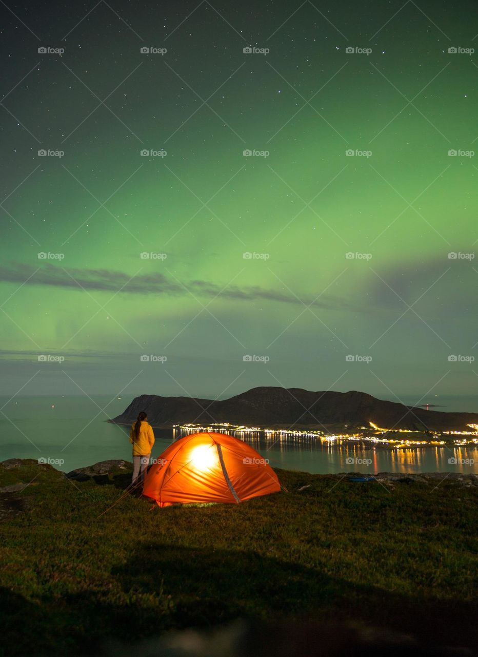 Aurora hunting in the mountains