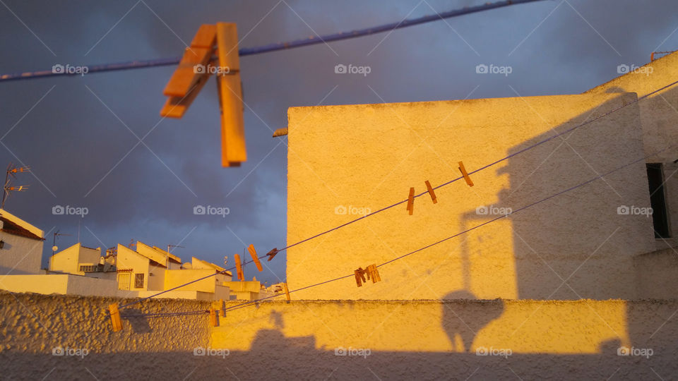 Washing line and its shadows