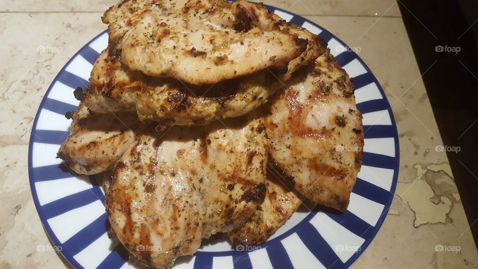 the final product of some grilled chicken