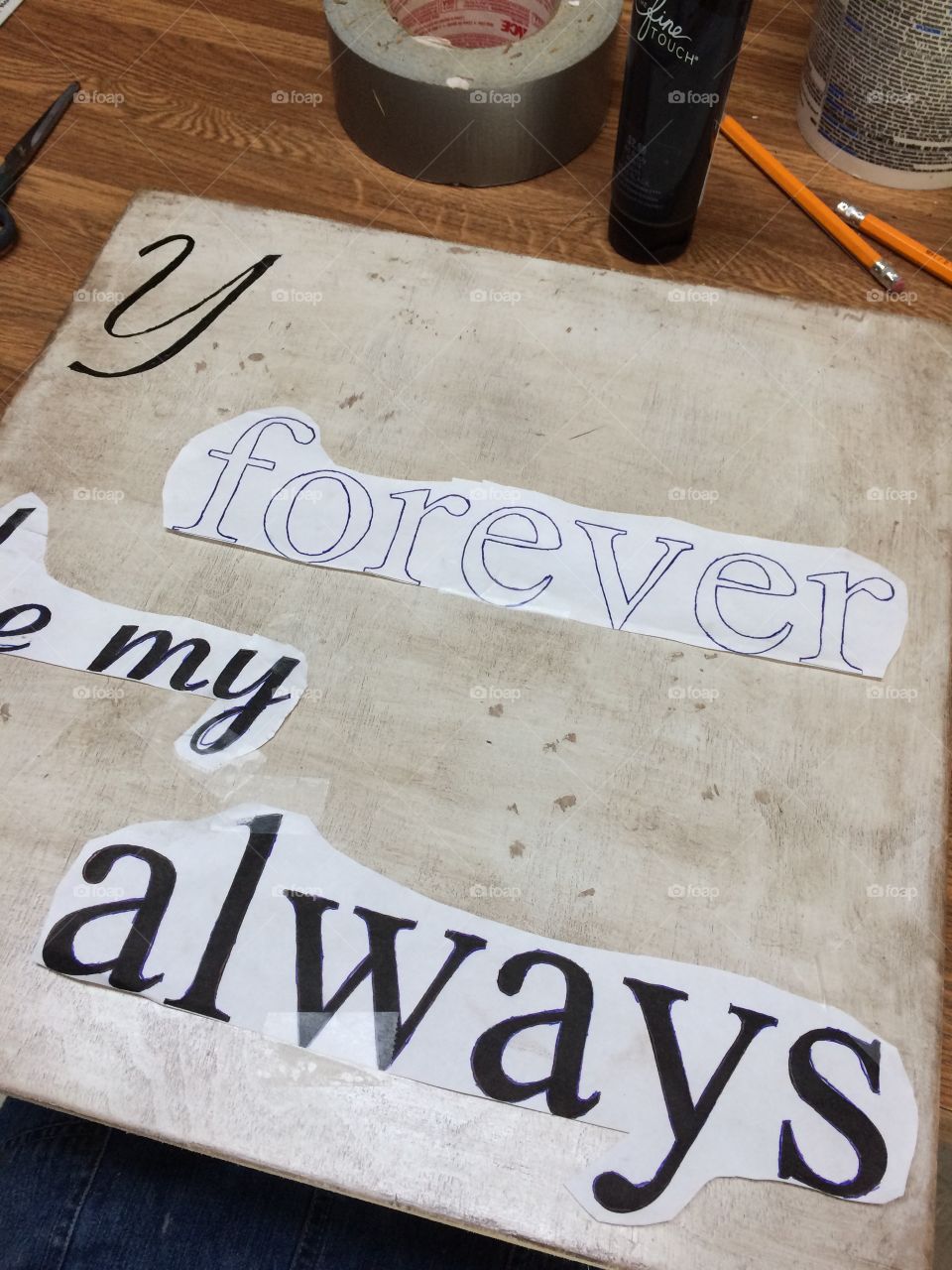 Working table . Making a sign
