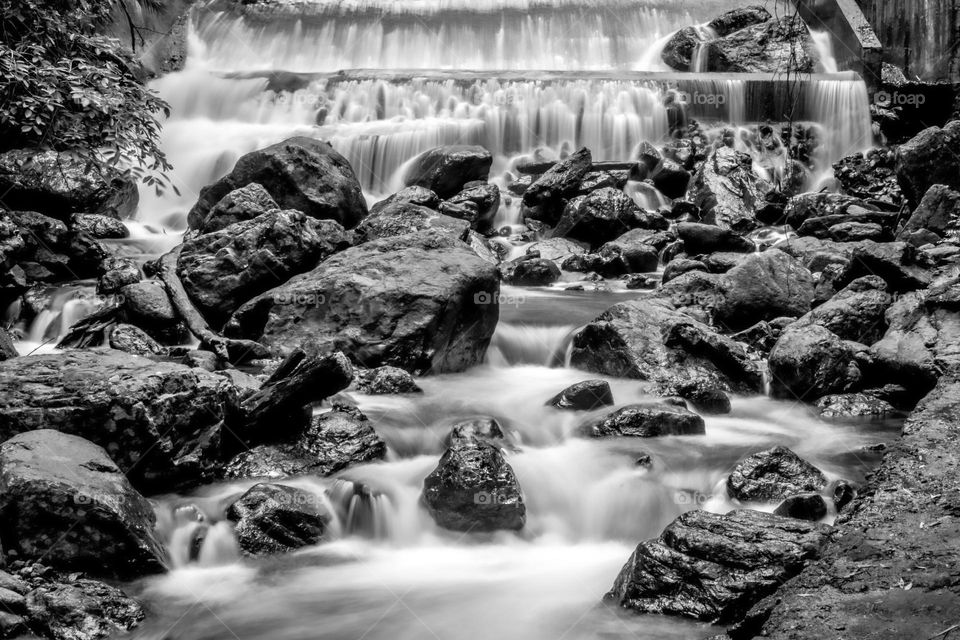 flowing river
1.6s iso 100 1.6s